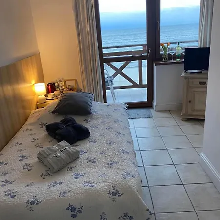 Zanzibar Na Wydmie 3* シュトゥトボ