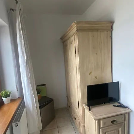 Zanzibar Na Wydmie 招待所 3*